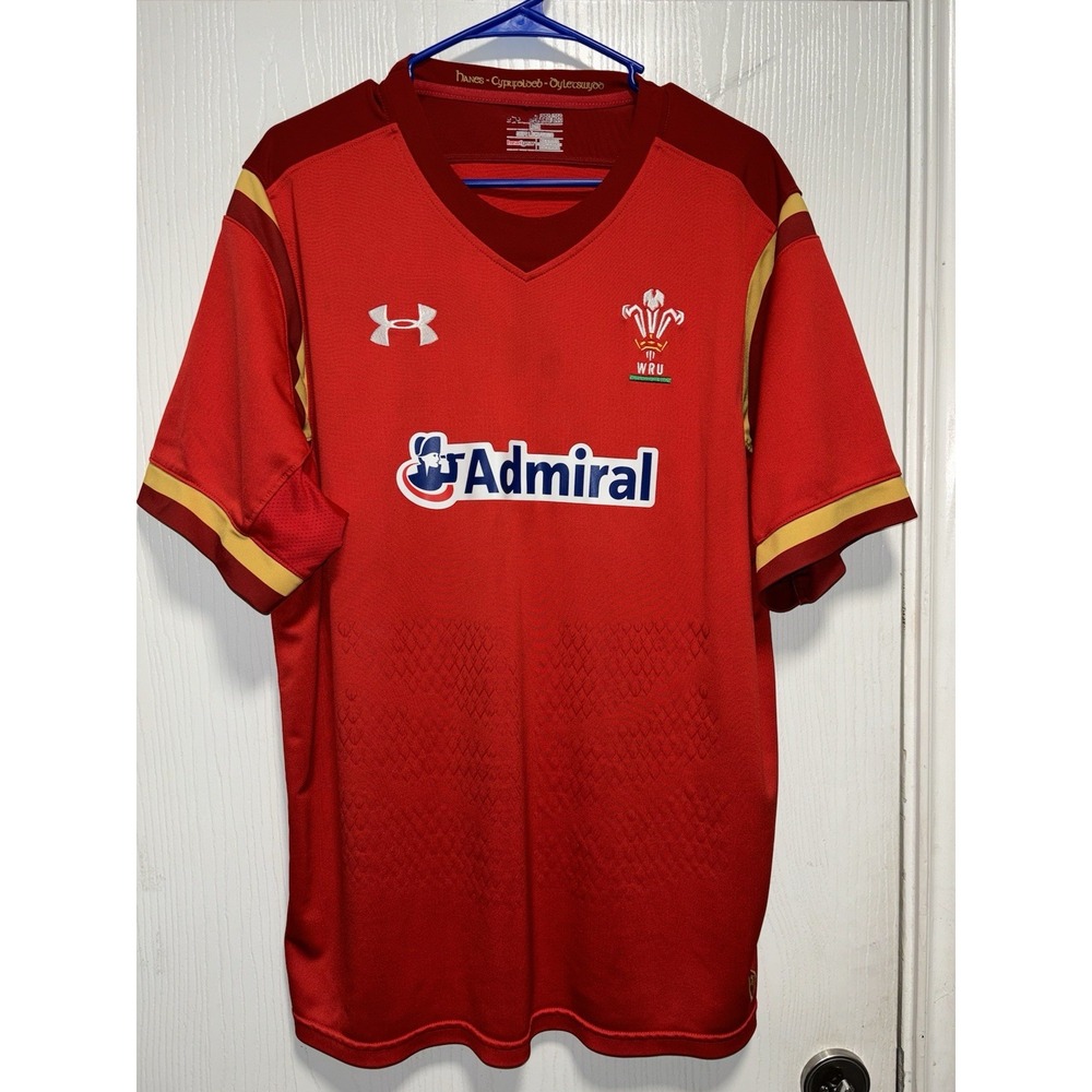 USED XXL Wales Rugby Under Armour Home Gameday Shirt Red 2015-2016